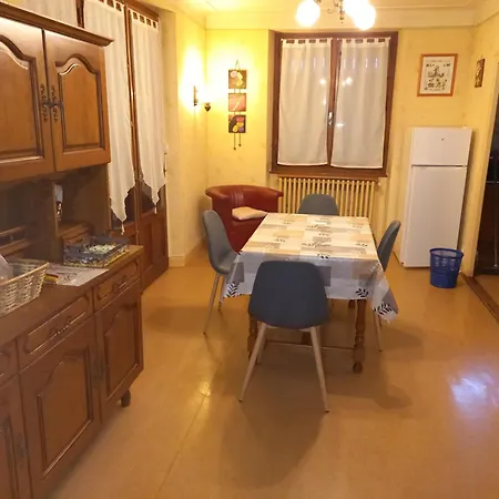 Morel Apartmán *
